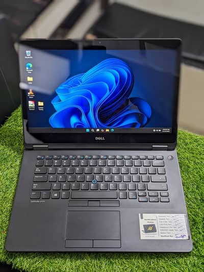 Dell Latitude 7470 i7 6th Gen 2.5K QHD Display 8GB RAM 256GB SSD !
