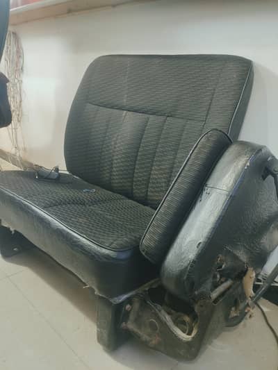 Suzuki bolan sofa seat