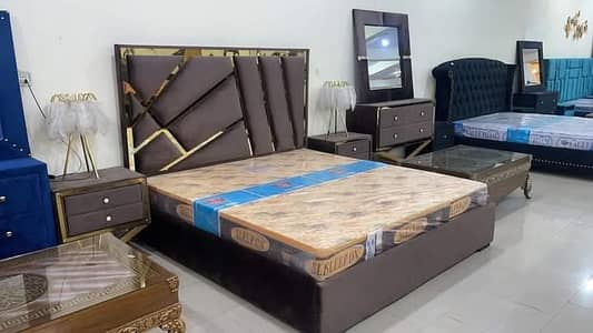 bed / bed set / wooden bed /double bed / side tables & Dressing table