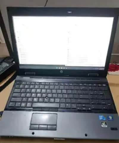HP Laptop core i5 work station graphics 0/3/0/1/4/7/9/1/7/1/5