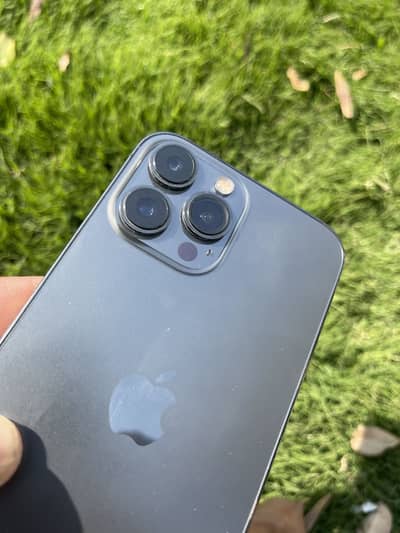 Iphone 13 pro max JV battery health 86%