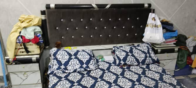 Bed Wardrobe & Dressing Table