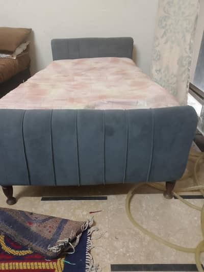 kids bed with matress