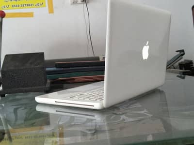 MacBook late 2009