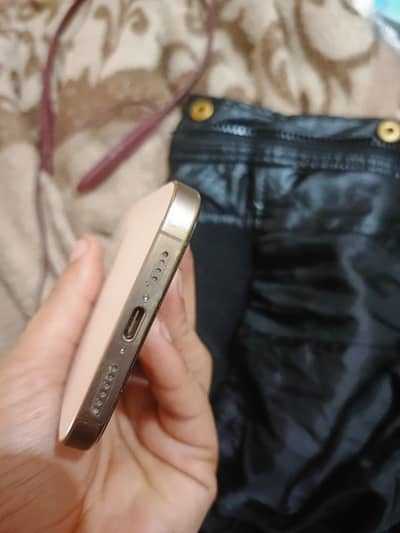 iPhone 16 pro max jv