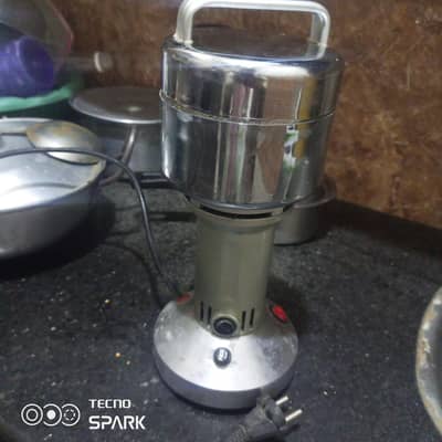 eletric powder grander