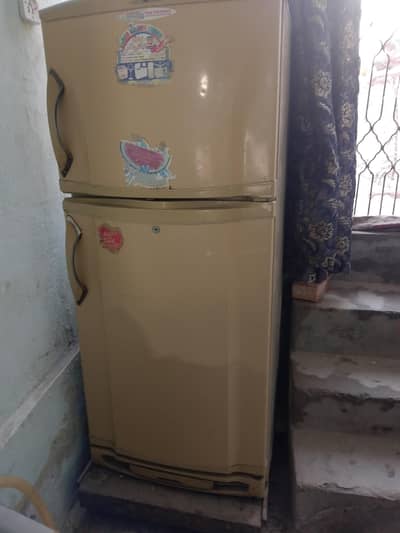 refrigerator to sell