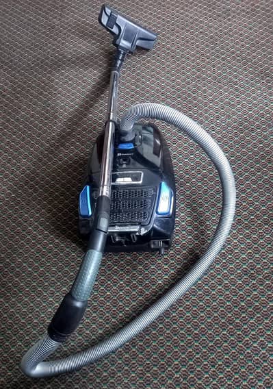 Vacuum Cleaner