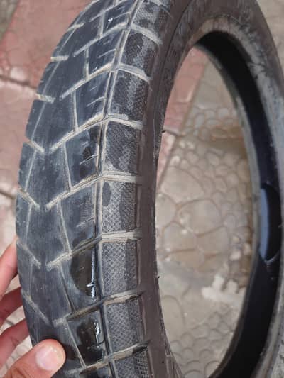 yahama ybr  , Suzuki 150, honda deluxe  tyre available in good co