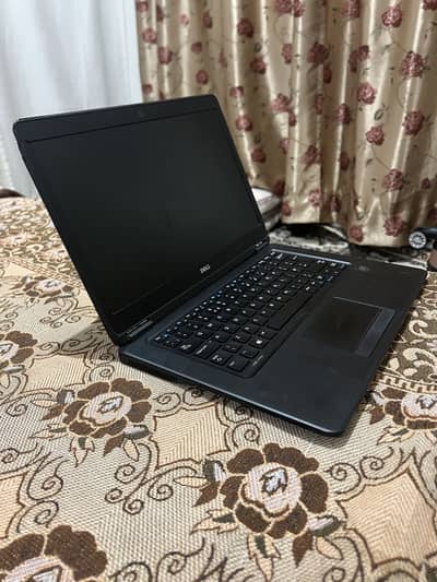 Dell latitude Core i7 12/256gb