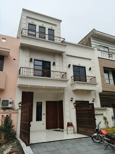 25/40 (4 MARLA) Brand New House Available For Sale In G13