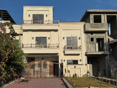 30/6 0 (8 Marla) Brand New House Available For Sale in G13 Rent value 2.25 Lakh