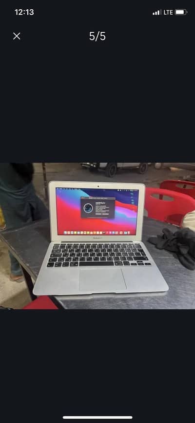 MacBook Air mid 13 11-inch