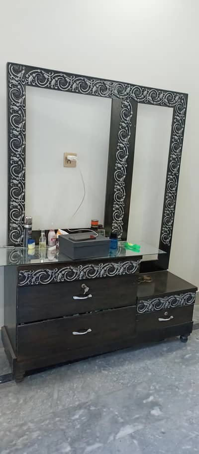 Dressing Table