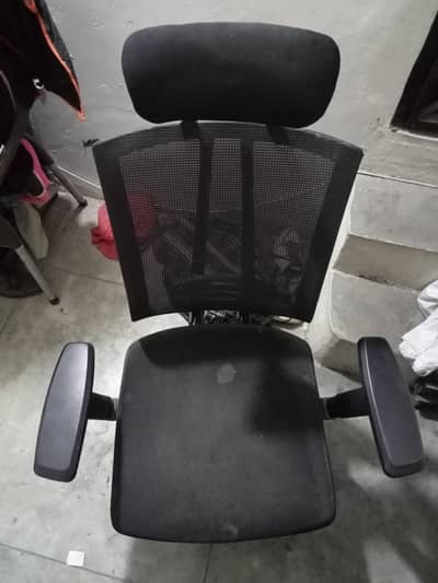 Revolving office/ gaming chair