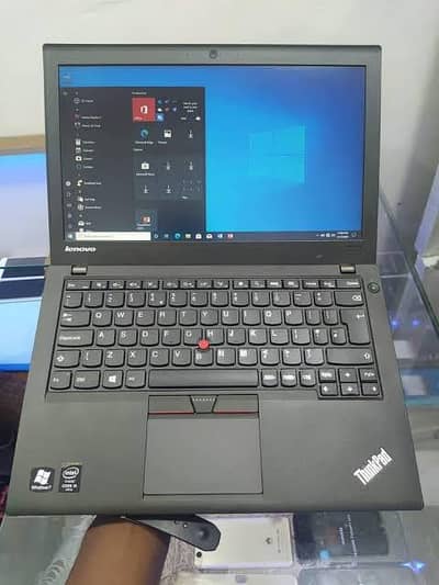 Lenovo laptop i5 5th gen 8gb ram 500gb ssd