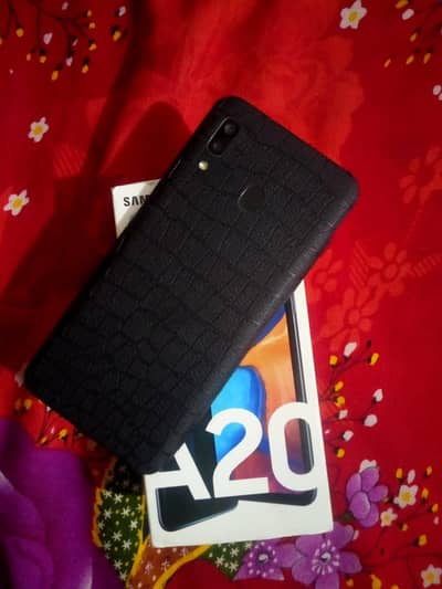 Samsung A20 All OK mobile with box charger