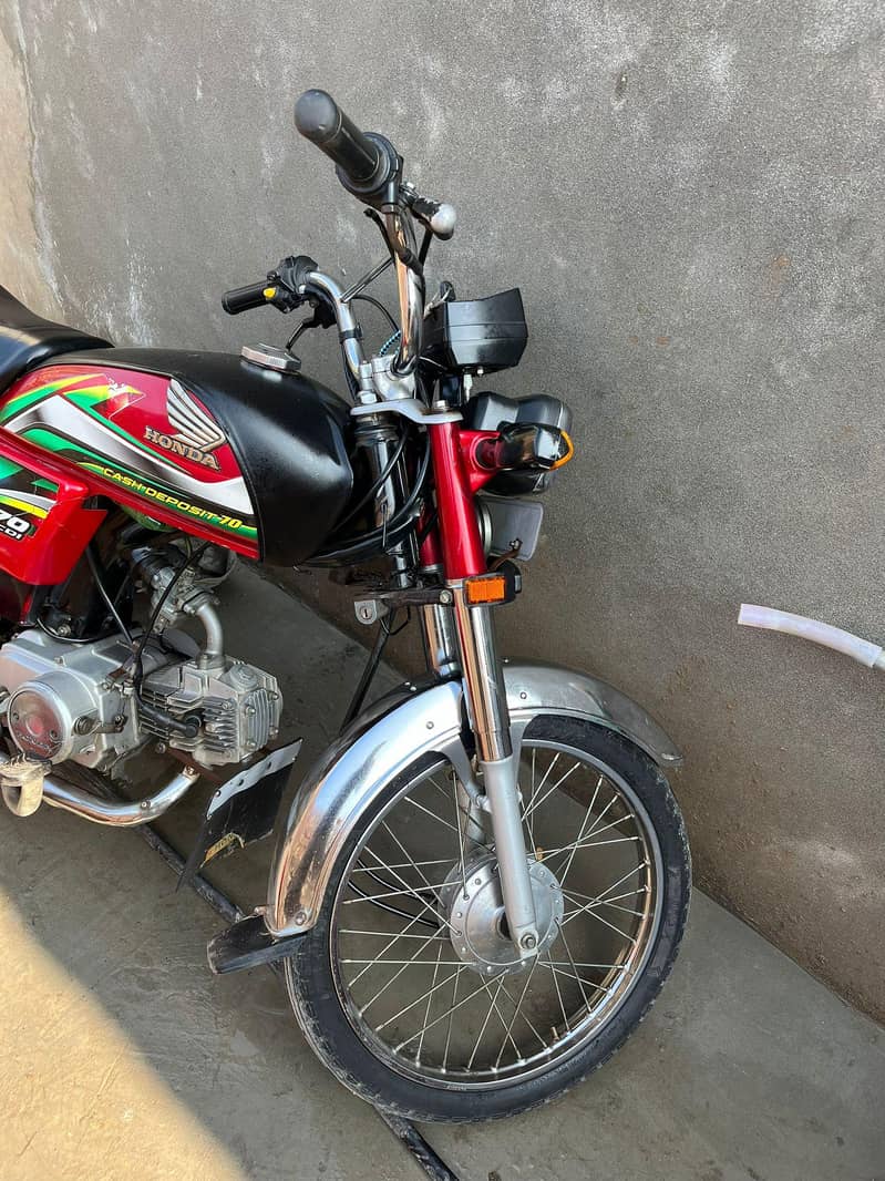 Honda CD 70 ماڈل 2022 فروخت کے لیے 4