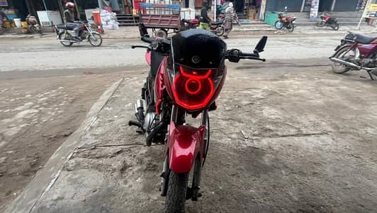 ymaha ybr 125 modified  ( only contact on whatsapp)