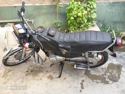 condition like new original 2 Keys