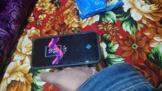 vivo y51 full box 4.128 . 10by9.5 only sale