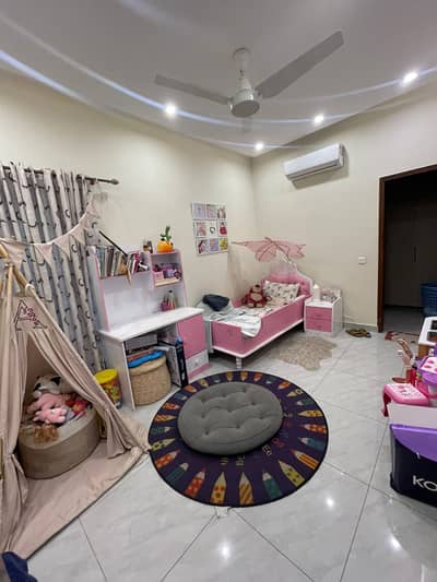 8 Marla Slightly Used Owner Build Full Basement House FOR SALE in Phase 9 Town DHA Lahore