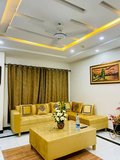 Get A 500 Square Feet Flat For rent In Bahria Town Phase 8 - Khalid Block