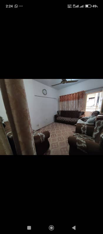 SECTOR 14-B BEAUTIFUL THIRD FLOOR WEST OPEN ROAD SIDE FRONT LASANI CABINET TWO BALCONIES SHADMAN TOWN