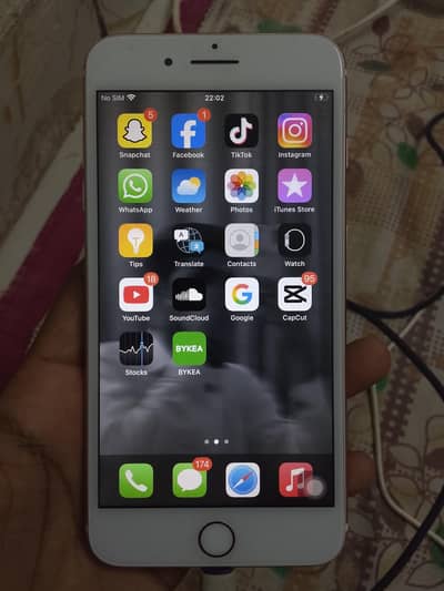 iphone 7plus baord me kaam h