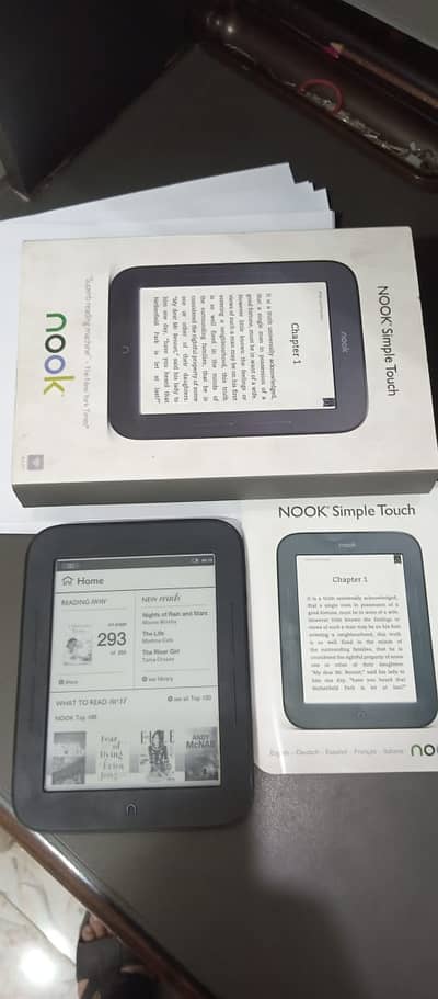 NOOK E READER.