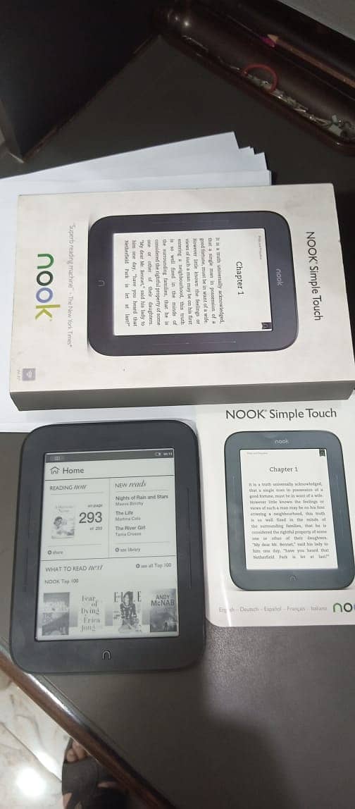 NOOK E READER. 0