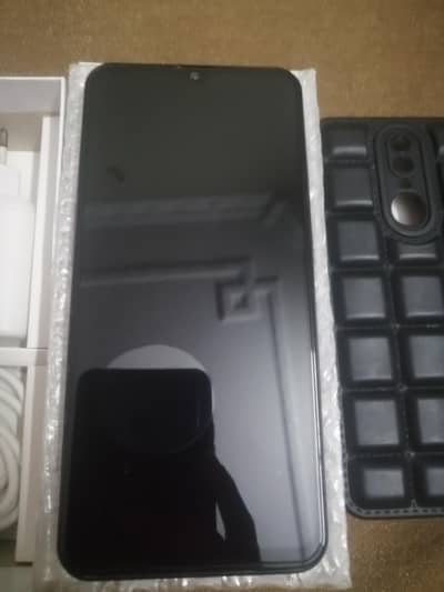 oppo F11 10/10 Condition life time PTA approved haii  with box