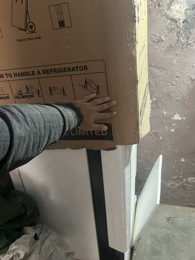 Pel refrigerator small