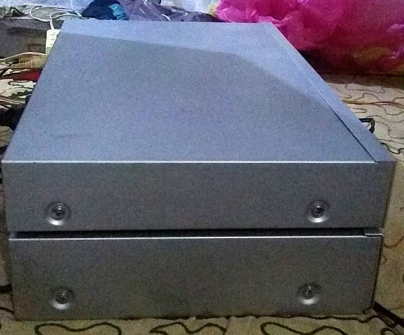 JVC amplifier+ equaliser 2