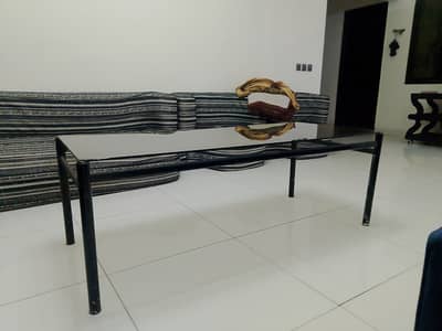 Large size center table in good condition