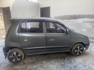 Hunadai sentro car good condition