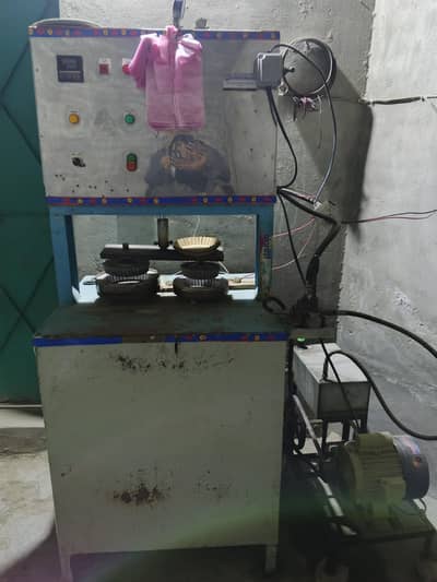 3machines chips plates banana wali