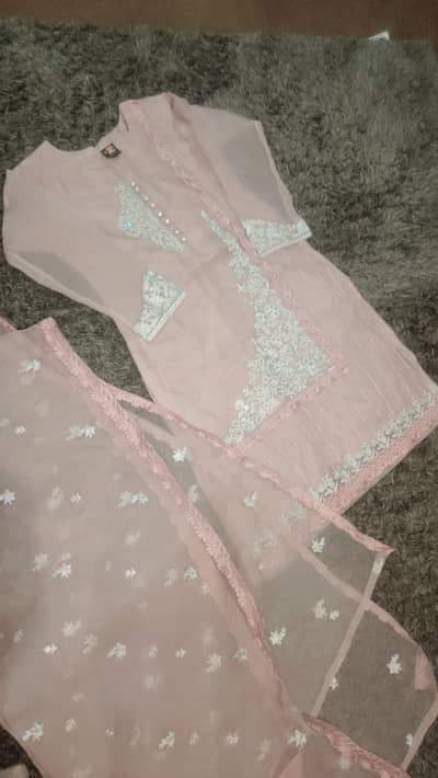 new ready to wear 3 pice dress fancy party wear 10/10