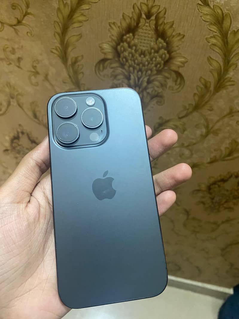 Iphone 15 pro 0