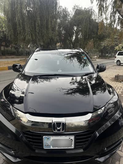 Honda Vezel 2016 Hybrid Black | 2021 Import and Registration | Z-Sense