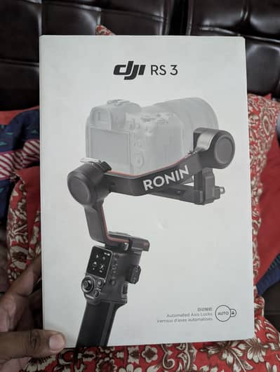 DJI RONIN RS3 with Box and original Battery pack