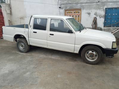 Mazda b2200