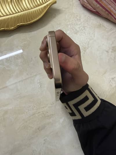 Iphone 16 pro max 256gb factory unlock