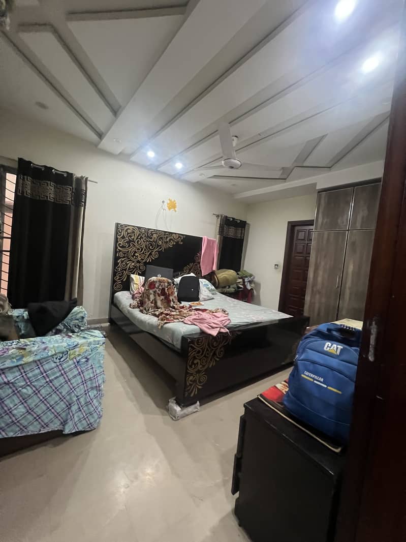 10 Marla Ground portion 7