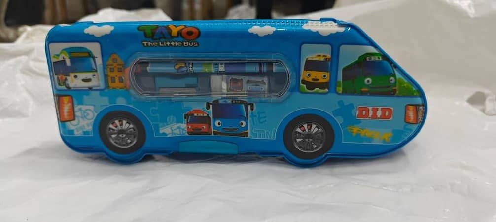 Double-Sided Magnetic Button Geometry Box with Pencil, Rubber, and Shoppner