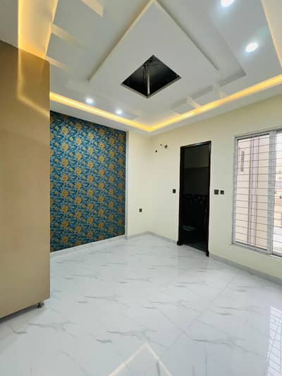 5marla 2nd floor available for rent in jubilee town Lahore