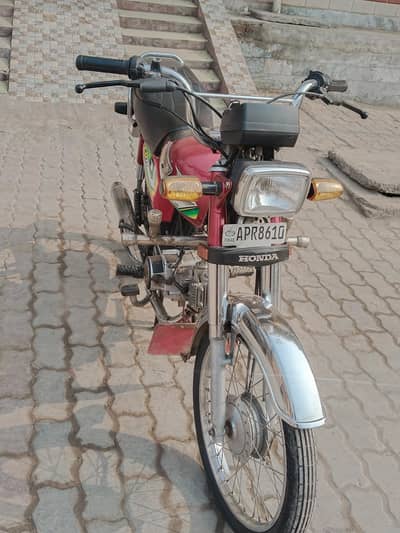 Honda CD-70 23 model bio available