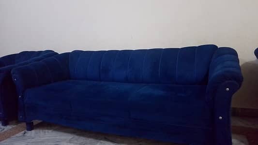 5 seater sofa For Sale in Rawalpindi | Neat & Clean Condition