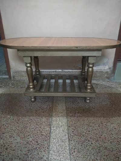 Drawing room table 03121224121