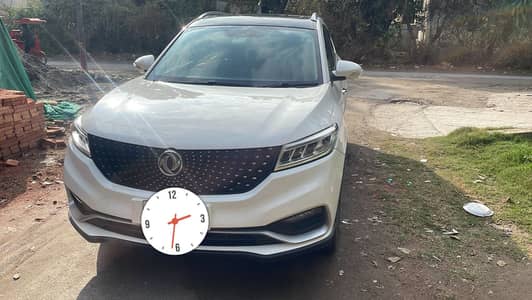 DFSK Glory 580 2021 Glory 580 Pro with footrest Door